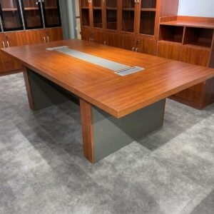 TABLE DE RÉUNION EN MÉLAMINÉ – RÉFÉRENCE : K69 CHERRY WOOD